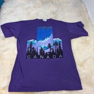Men's Purple Single Stitch Canada Northern Lights Graphic T Shirt Size Large